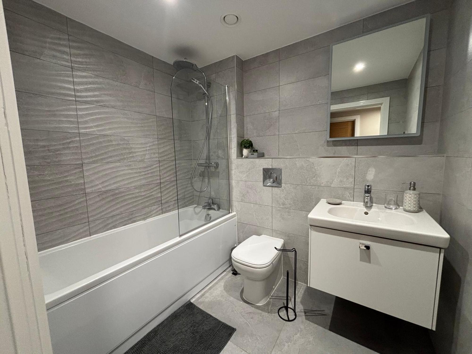 Modern Apartment - Bhx Nec - Free Secure Gated Parking Solihull Exterior foto